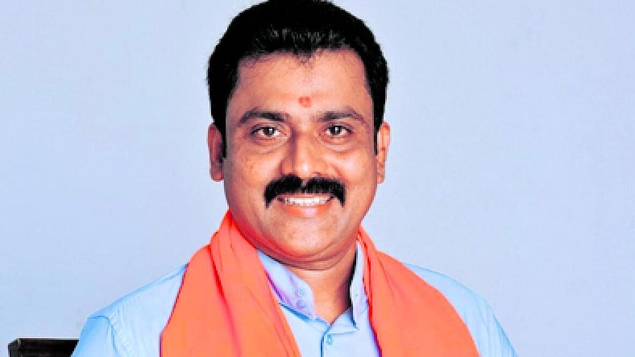 <div class="paragraphs"><p>BJP MLC Kishor Kumar Puttur</p></div>