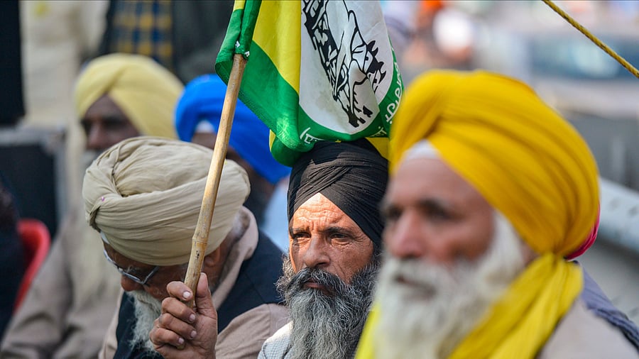 <div class="paragraphs"><p>Farmers under the banner of Samyukt Kisan Morcha.</p></div>