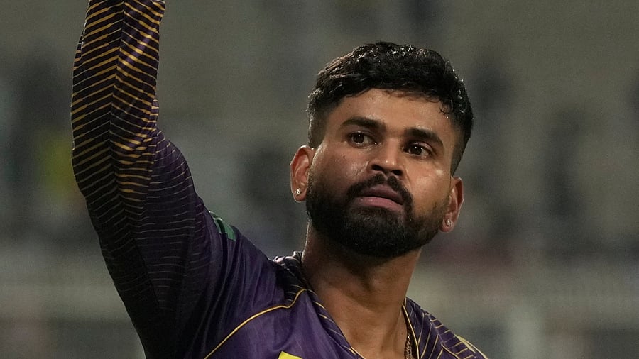 <div class="paragraphs"><p> Kolkata Knight Riders captain Shreyas Iyer takes a victory lap after winning the Indian Premier League (IPL) 2024 T20 cricket match over Mumbai Indians, at Eden Gardens in Kolkata, early Sunday, May 12, 2024. </p></div>