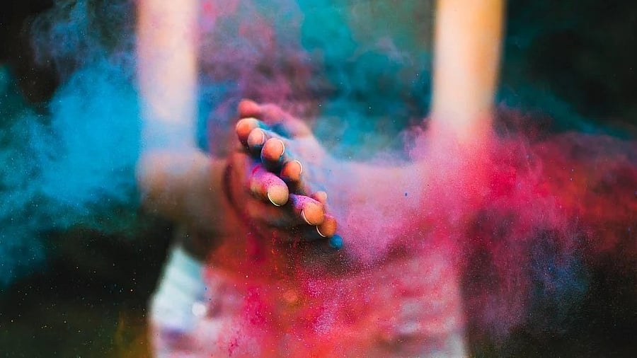 <div class="paragraphs"><p>Holi festival. </p></div>
