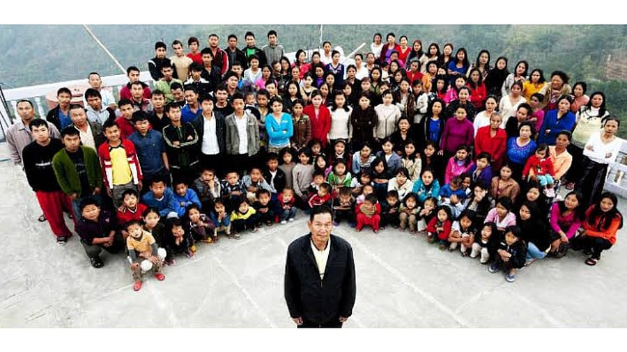 <div class="paragraphs"><p>Ziona Chana with his family.</p></div>