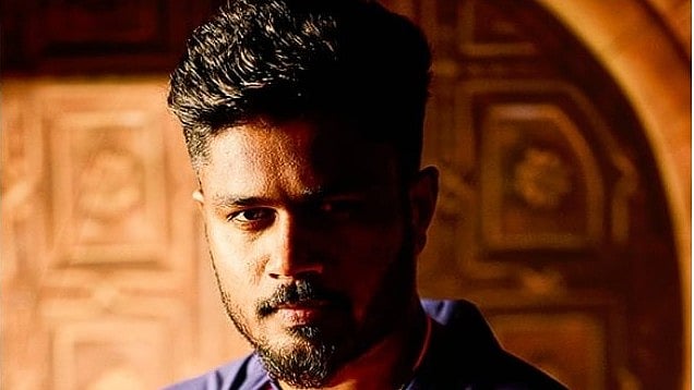 <div class="paragraphs"><p>RR skipper Sanju Samson and SRH skipper Pat Cummins.</p></div>