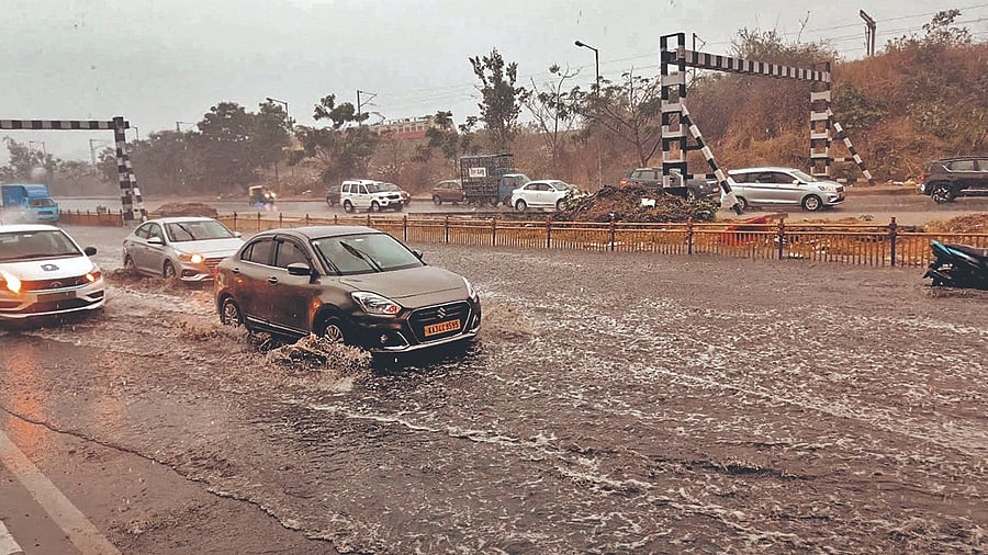 <div class="paragraphs"><p>Image showing rains in Bengaluru, March 22, 2025.</p></div>