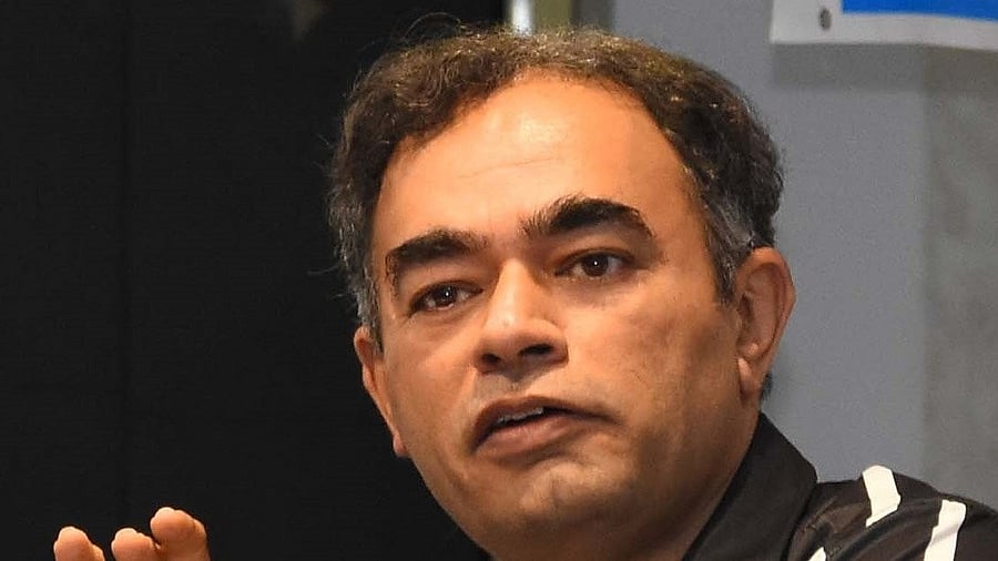 <div class="paragraphs"><p>Munish Moudgil</p></div>