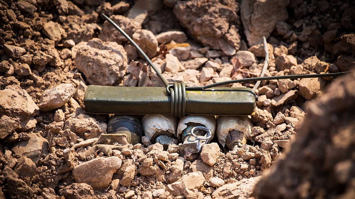 2 security personnel injured as Naxalites trigger IED blast in ...
