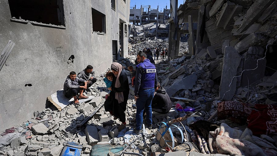 <div class="paragraphs"><p>Aftermath of Israeli strikes in Gaza City</p></div>