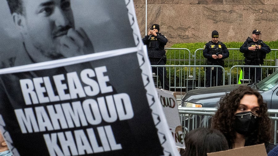 <div class="paragraphs"><p>DHS police officers stand guard as protesters take part in a rally held by Jewish activists for freedom and democracy and against the detention by ICE agents of Palestinian activist and Columbia University graduate student Mahmoud Khalil in New York City, </p></div>