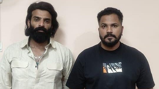 <div class="paragraphs"><p>Rajath Kishan and Vinay Gowda</p></div>