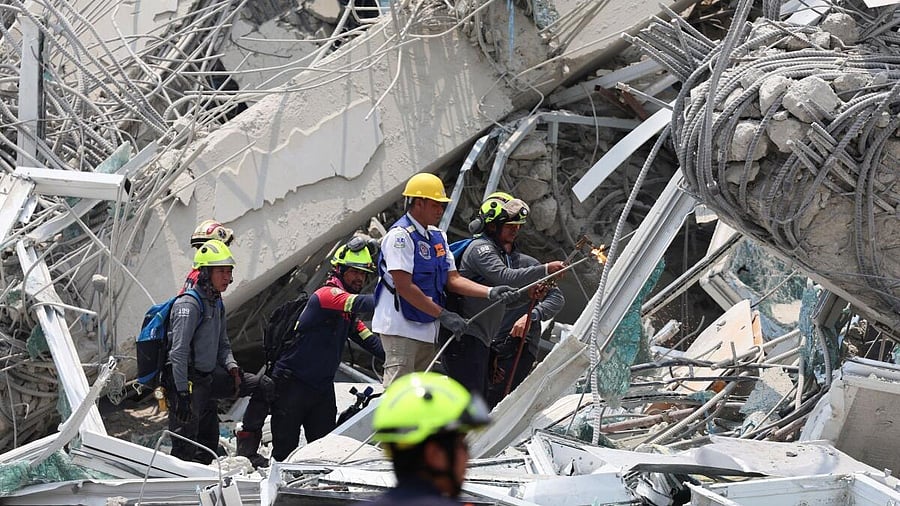 <div class="paragraphs"><p>Aftermath of the Myanmar earthquake that was felt in Bangkok</p></div>