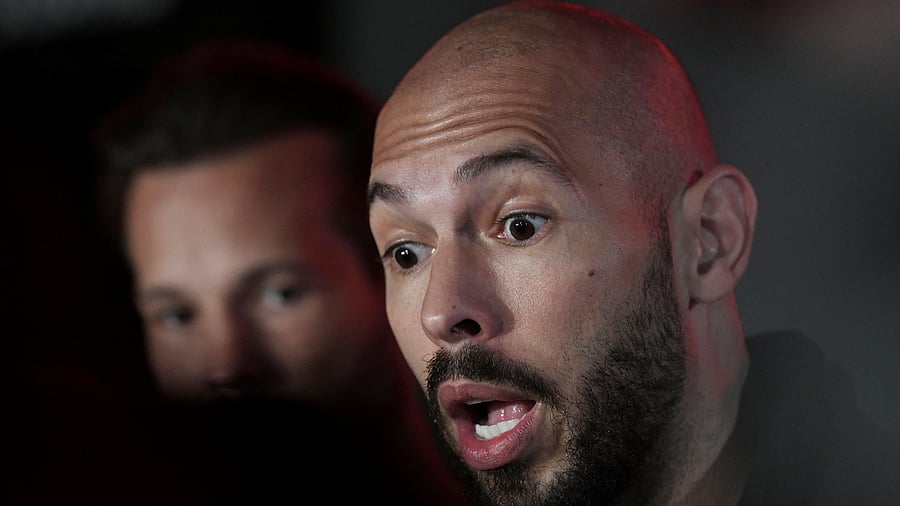 <div class="paragraphs"><p>Tristan and Andrew Tate</p></div>