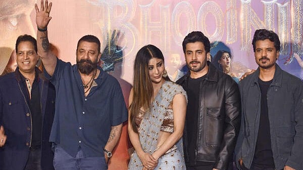 <div class="paragraphs"><p>Bollywood actors Sanjay Dutt, Mouni Roy, Sunny Singh and Aasif Khan during the trailer launch of their upcoming film 'The Bhootnii', in Mumbai, Saturday. </p></div>