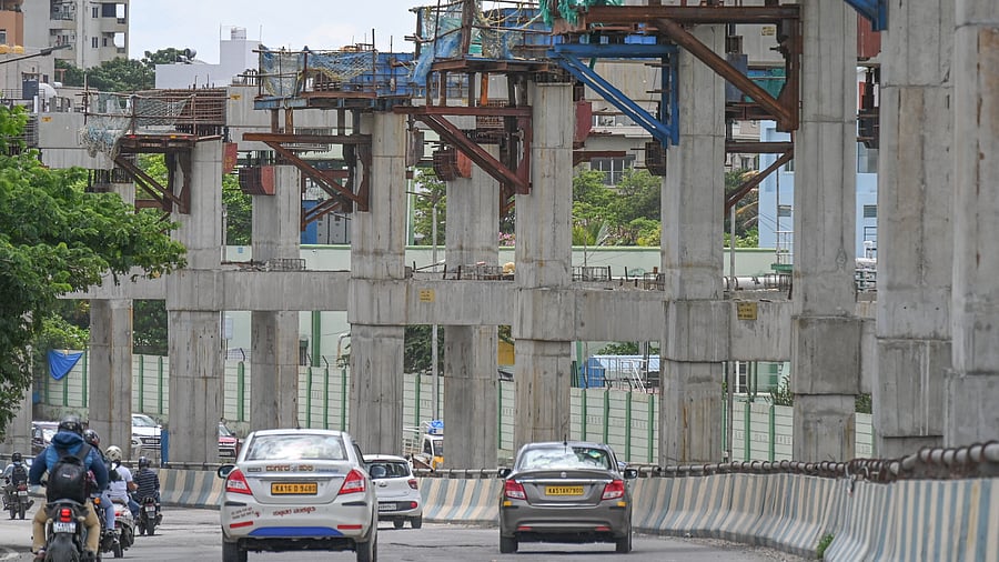 <div class="paragraphs"><p>Adhering to the 'Pedestrian First' principle, BBMP pledged to construct 1,000 km of footpaths alongside current and future road projects. </p></div>