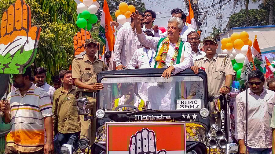 <div class="paragraphs"><p>Congress MP Isha Khan Choudhury during a rally before filing of his nomination papers for Lok Sabha elections, at Malda, Monday</p></div>