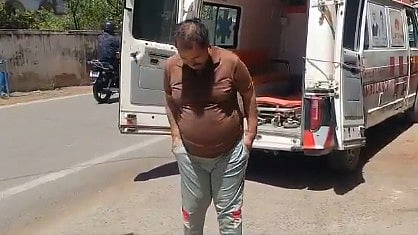 <div class="paragraphs"><p>In the video clip, the middle-aged teacher can be seen in a severely drunken state, unable to walk.</p></div>