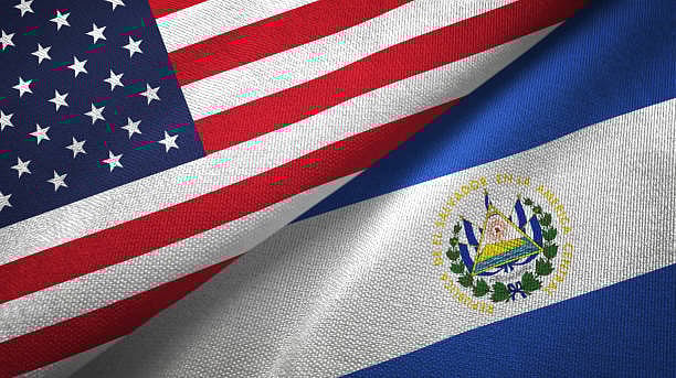 <div class="paragraphs"><p>The flags of&nbsp;El Salvador and United States.</p></div>