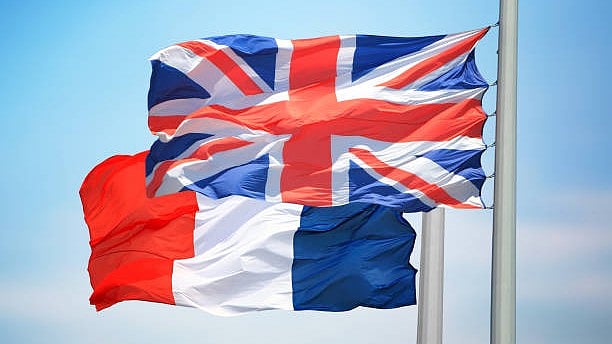 <div class="paragraphs"><p>British and French flags</p></div>