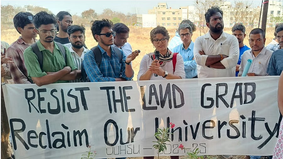 <div class="paragraphs"><p>File photo student protest at the University of Hyderabad campus.</p></div>