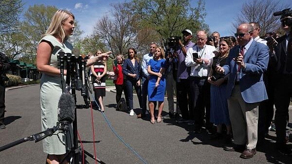 <div class="paragraphs"><p>White House press secretary Leavitt speaks to members of the news media at the White House in Washington, US</p></div>
