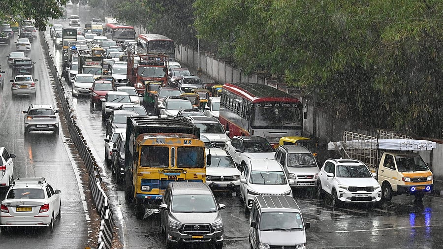 <div class="paragraphs"><p>Slow-moving traffic due to the downpour on Sankey Road on Thursday. </p></div>