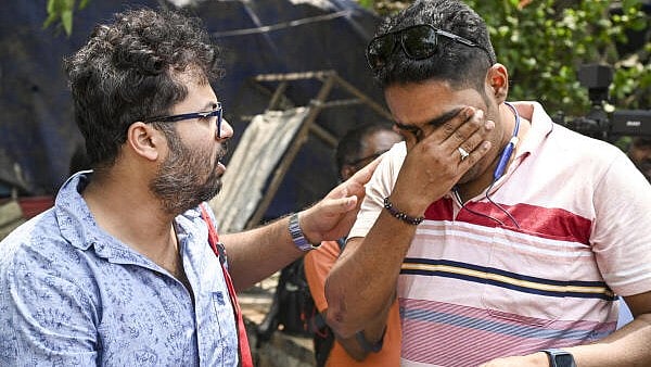 <div class="paragraphs"><p>Employees of West Bengal government schools react after the Supreme Court upheld the Calcutta High Court's verdict invalidating the appointment of 25,753 teachers and other staff in state-run and state-aided schools in West Bengal, in Kolkata, Thursday, April 3, 2025.&nbsp;</p></div>