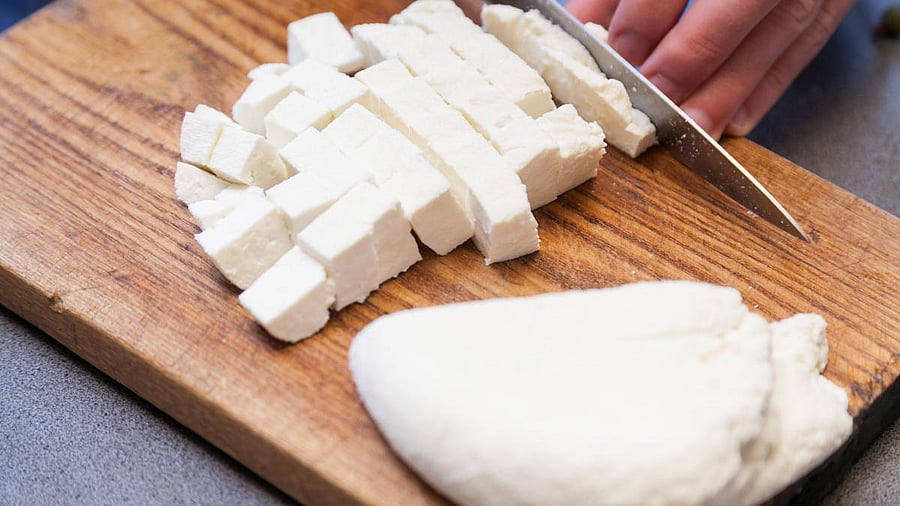 <div class="paragraphs"><p>There is growing concern regarding rising cases of fake and adulterated paneer sold in the market.</p></div>