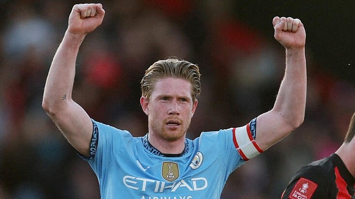 <div class="paragraphs"><p>Kevin De Bruyne.</p></div>