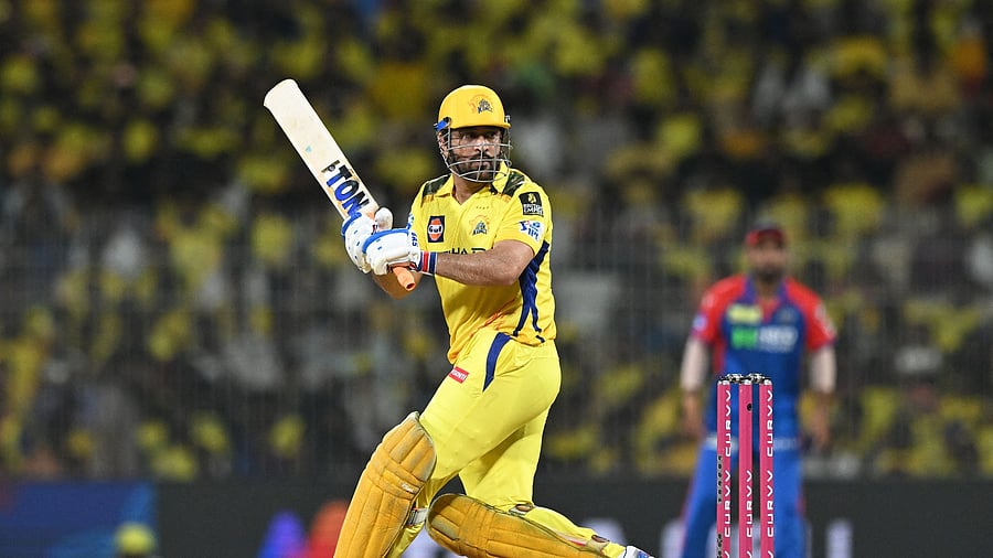 <div class="paragraphs"><p> Chennai Super Kings' MS Dhoni in action </p></div>