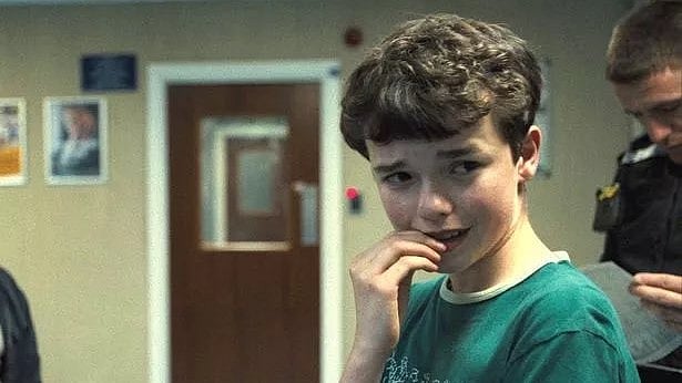 <div class="paragraphs"><p>Jamie Miller, the character accused of murder, seen at the police station in 'Adolescence'&nbsp;</p></div>