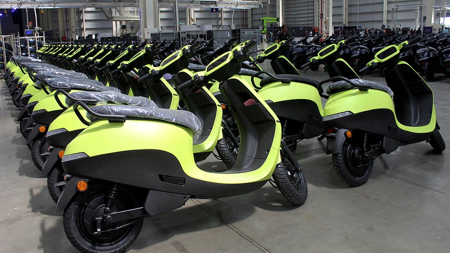 <div class="paragraphs"><p>Ola Electric's S1 Air e-scooters are pictured inside its manufacturing facility in Pochampalli in the southern state of Tamil Nadu, India. For representational purposes.</p></div>