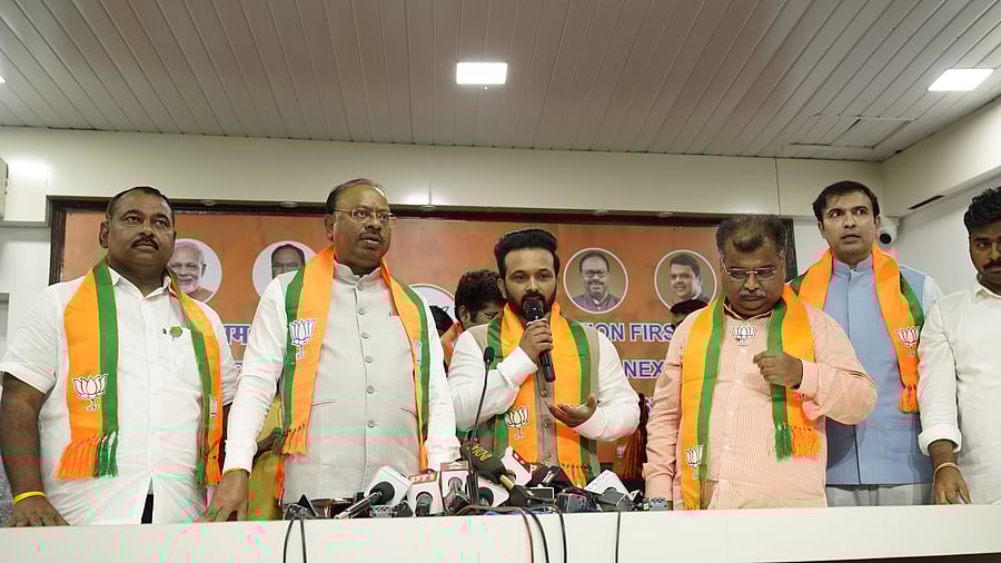 <div class="paragraphs"><p>Kedar Jadhav addresses&nbsp; media after joining BJP.</p></div>