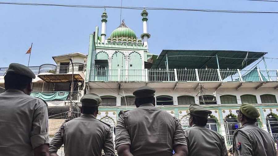 <div class="paragraphs"><p>Tight security after the passage of Waqf (Amendment) Bill in UP</p></div>