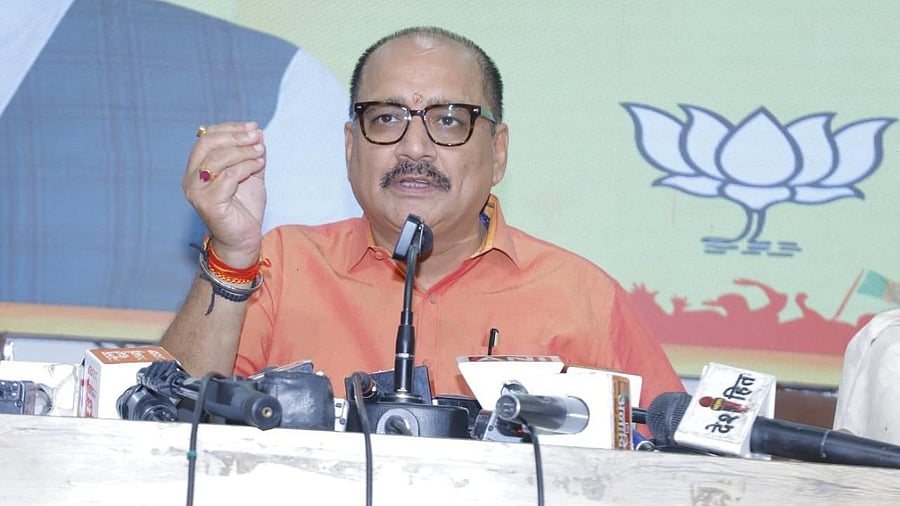 <div class="paragraphs"><p>Delhi BJP chief Virendra Sachdeva addresses a press conference.</p></div>