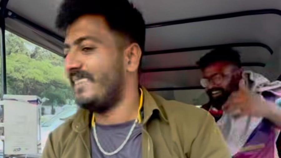 <div class="paragraphs"><p>Screengrab from an Instagram reel posted by Azzu Sultan about giving a free ride to a cricket fan.</p></div>