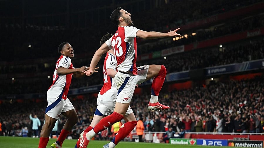 <div class="paragraphs"><p>It was Declan Rice's night at the Emirates Stadium.&nbsp;</p></div>