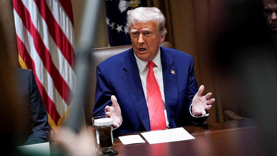 <div class="paragraphs"><p>US President Trump holds a cabinet meeting at the White House</p></div>