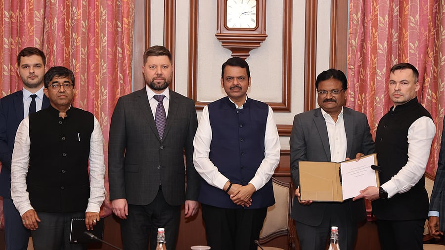 <div class="paragraphs"><p>The MoU was signed in the presence of Maharashtra Chief Minister Devendra Fadnavis between the Maharashtra State Power Generation Co Ltd (MAHAGENCO) and ROSATOM's 'Small Modular Reactor with Thorium Fuel' initiative.</p></div>