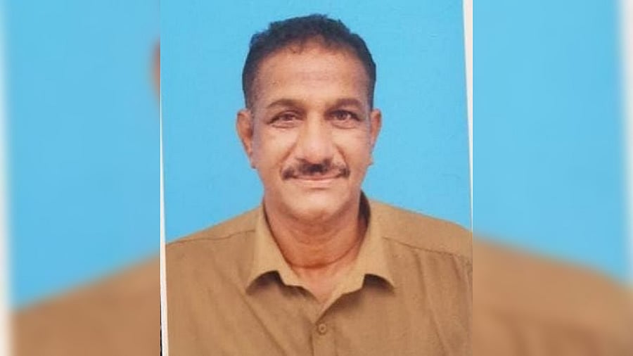 <div class="paragraphs"><p>Mohammed Sharif (52) </p><p></p></div>