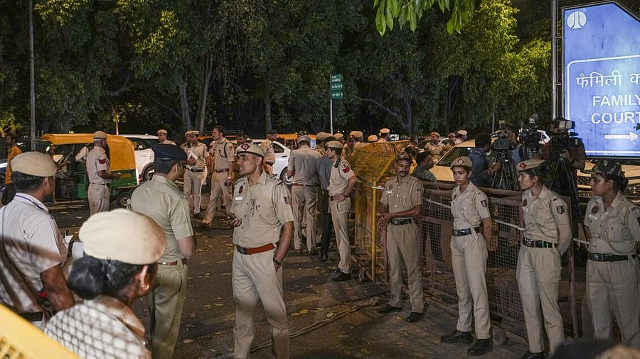 <div class="paragraphs"><p>Delhi Police personnel on duty in the national capital. (Representative image)</p></div>