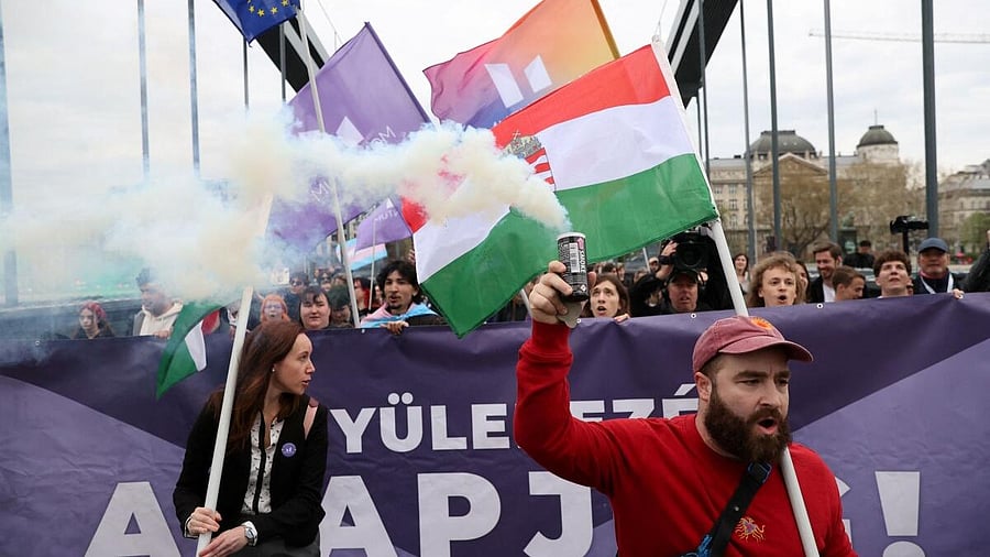 <div class="paragraphs"><p>Hungarian parliament votes on constitutional amendments targeting LGBTQ community.</p><p></p></div>