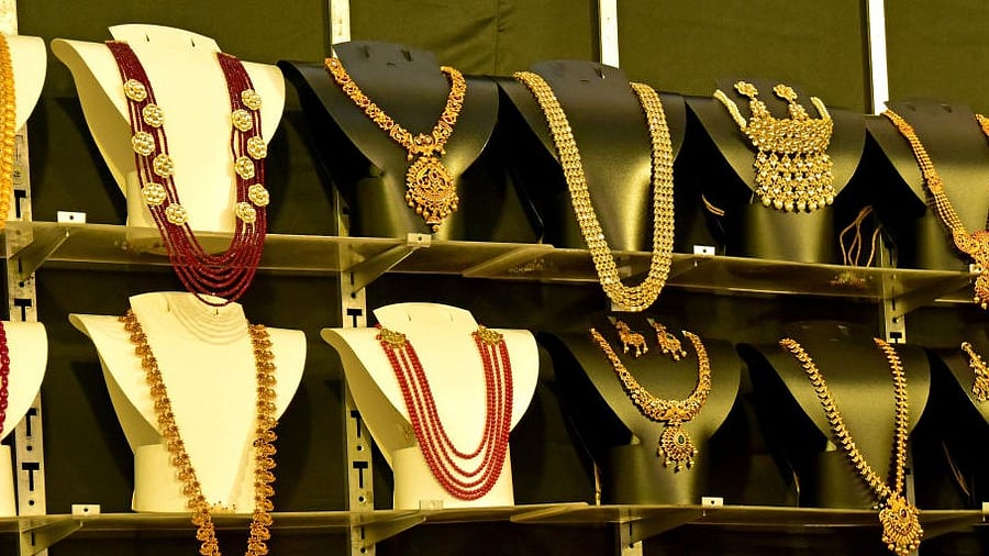 <div class="paragraphs"><p>Image showing necklaces. For representational purposes.</p></div>