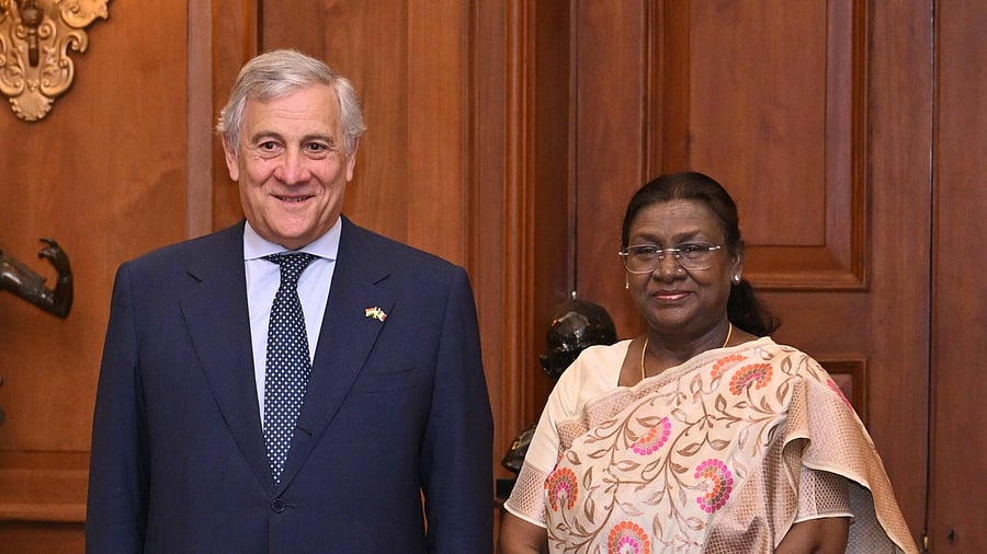 <div class="paragraphs"><p>Italian Deputy Prime Minister and Minister of Foreign Affairs Antonio Tajani with President Droupadi Murmu</p></div>
