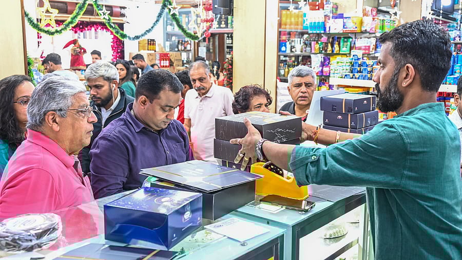 <div class="paragraphs"><p>Consumers must ask for a bill or invoice at the time of payment.  </p></div>