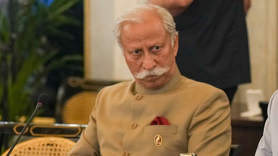 <div class="paragraphs"><p> Arunachal Pradesh Governor Lt Gen Kaiwalya Trivikram Parnaik </p></div>