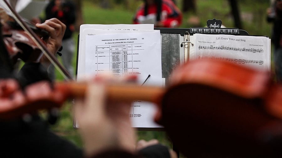 <div class="paragraphs"><p>Representative image of musician.</p></div>