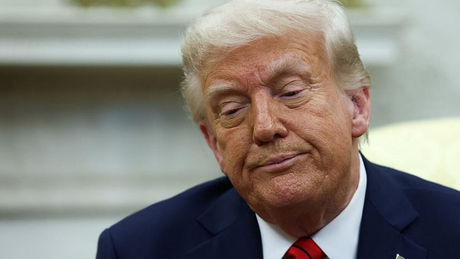 <div class="paragraphs"><p>Donald Trump</p></div>