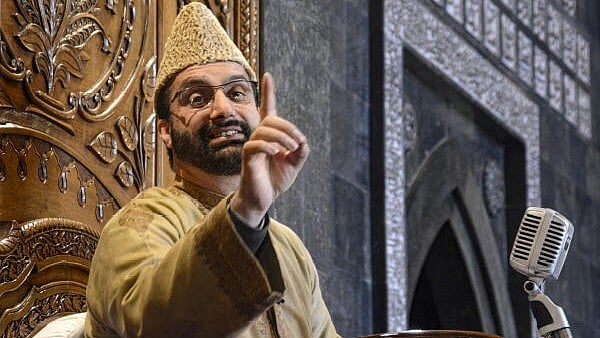 <div class="paragraphs"><p>Hurriyat Conference chairman and Kashmir’s chief cleric Mirwaiz Umar Farooq.</p></div>
