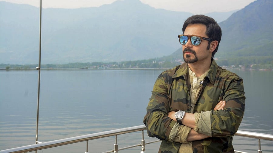 <div class="paragraphs"><p>Bollywood actor Emraan Hashmi during special premiere of upcoming movie 'Ground Zero' at the roof of a houseboat, in Srinagar</p></div>