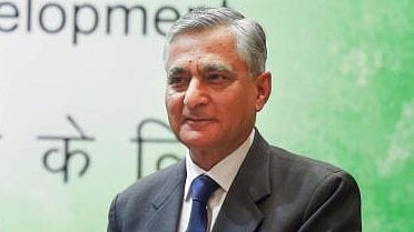 <div class="paragraphs"><p>Former Chief Justice of India T S Thakur.</p></div>