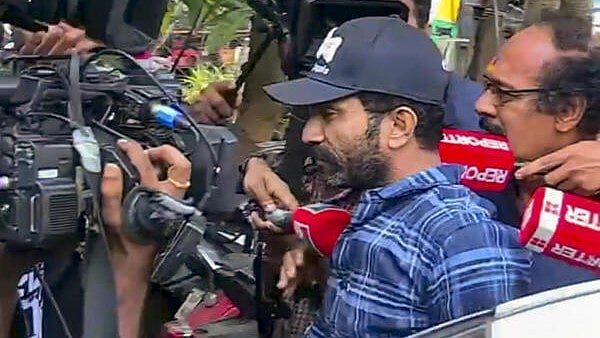 <div class="paragraphs"><p>Malayalam film actor Shine Tom Chacko arrives to appear before the police for questioning over an incident in which he allegedly fled a hotel during an anti-drug raid, in Kochi, Saturday, April 19, 2025.</p></div>