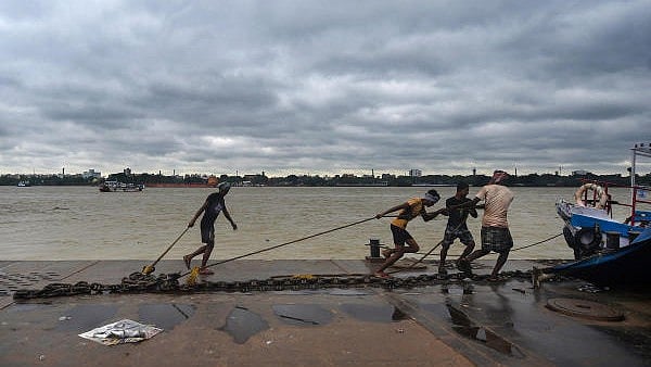 <div class="paragraphs"><p>Bank of the Ganga river.</p></div>